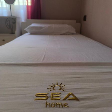 Lungomare Apartment Sea Home Vlore Bagian luar foto