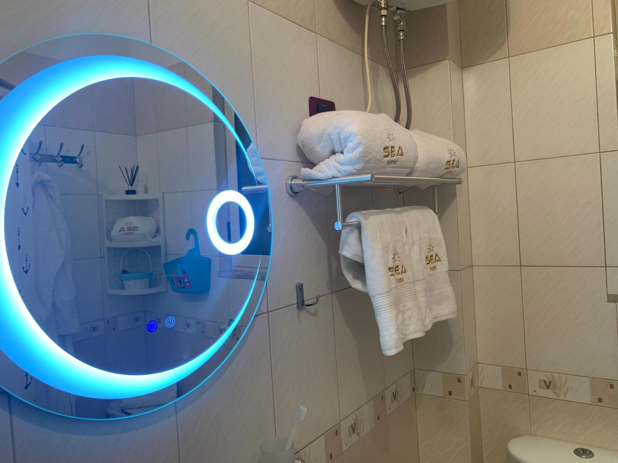 Lungomare Apartment Sea Home Vlore Bagian luar foto