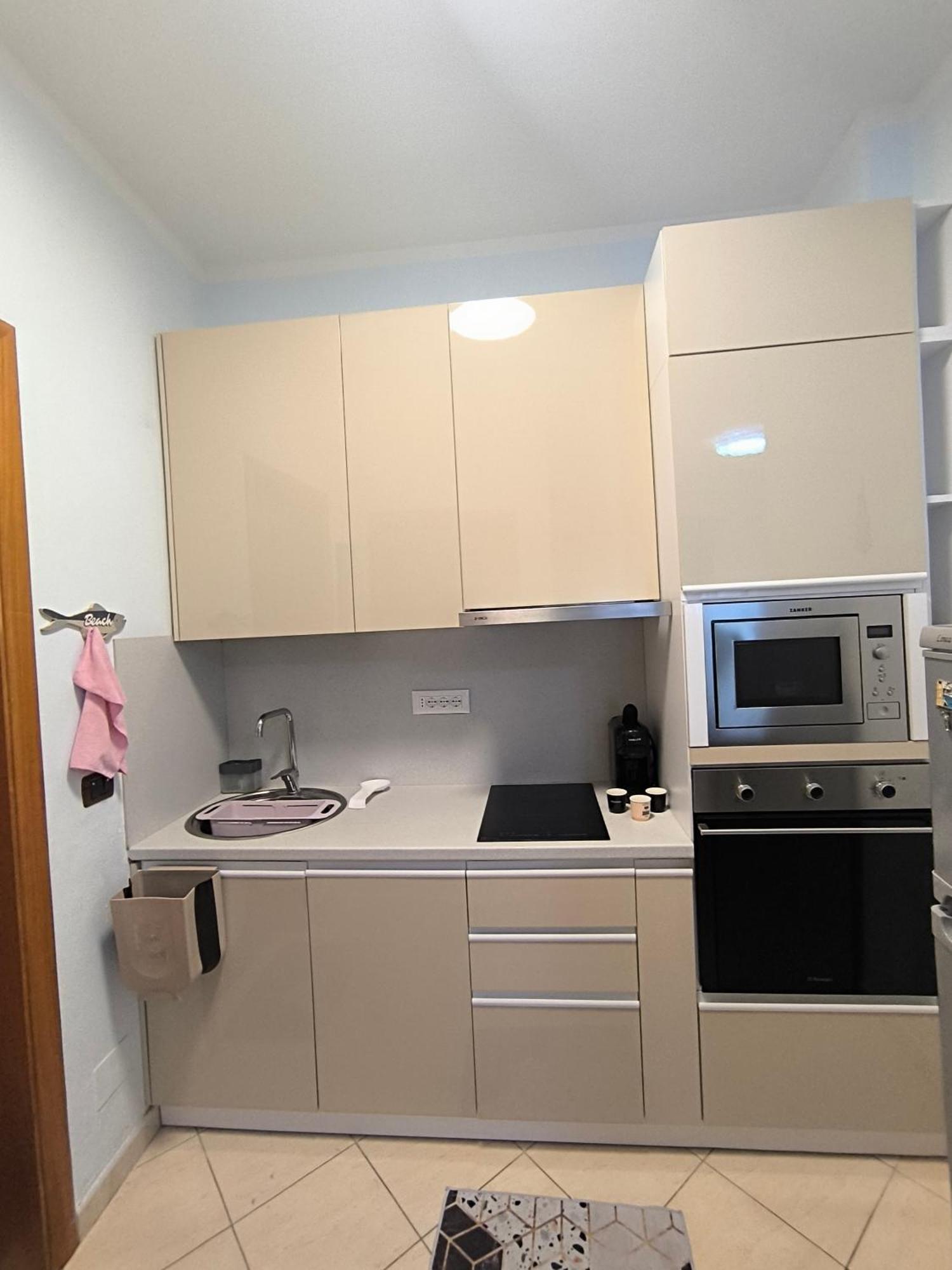 Lungomare Apartment Sea Home Vlore Bagian luar foto